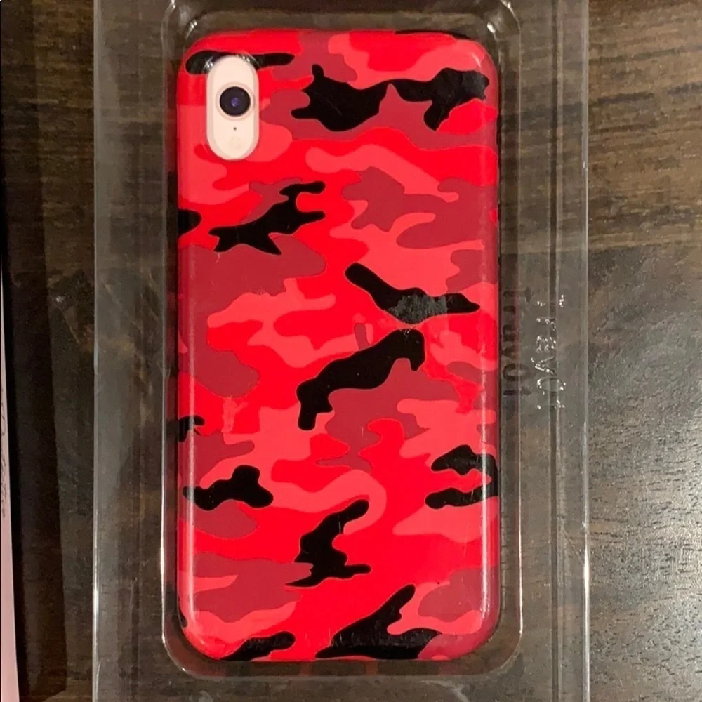 Velvet Caviar Red Camo Case (iPhone XR)